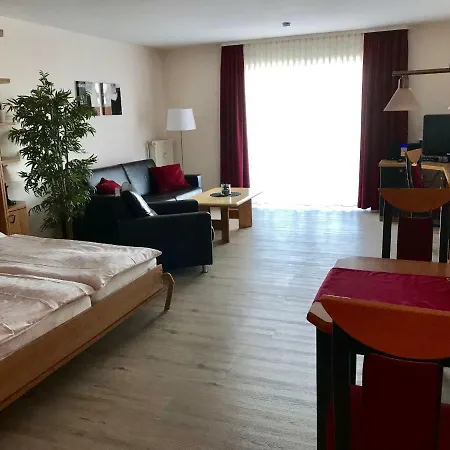 Steiner Strandappartements 202 Seeseite Apartment *